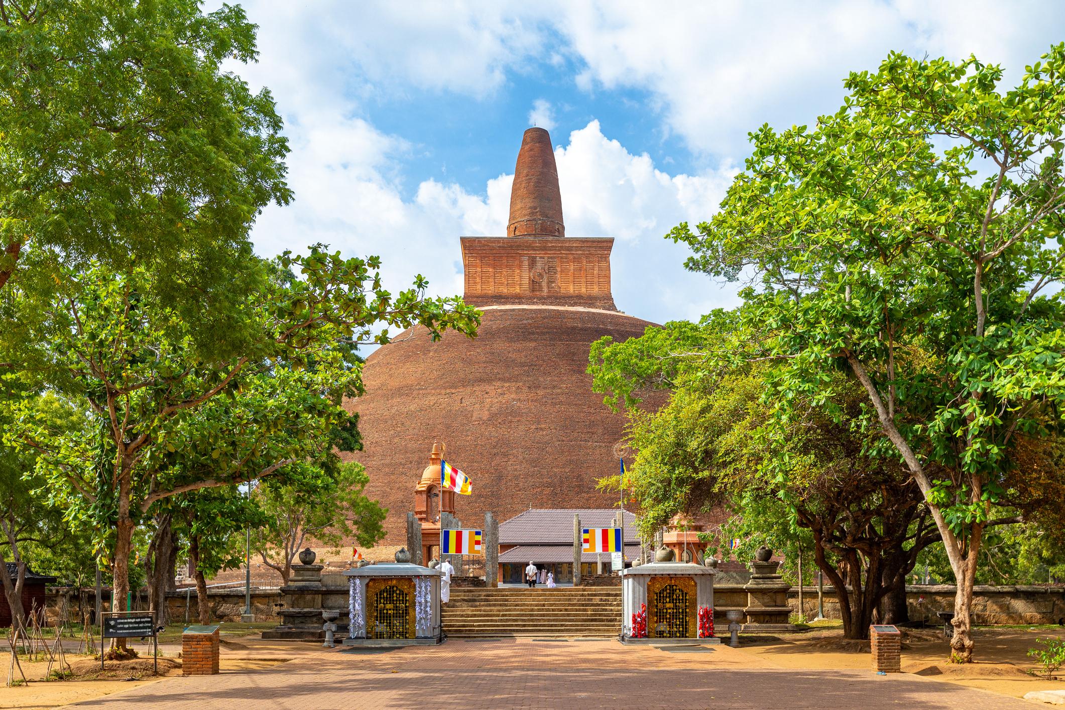 Top things to do in anuradhapura sri lanka