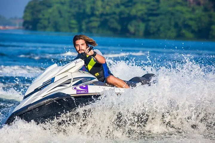 jet-ski in sri lanka