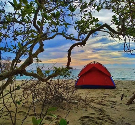Beach Activities in sri lanka