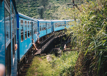 train journey sri lanka